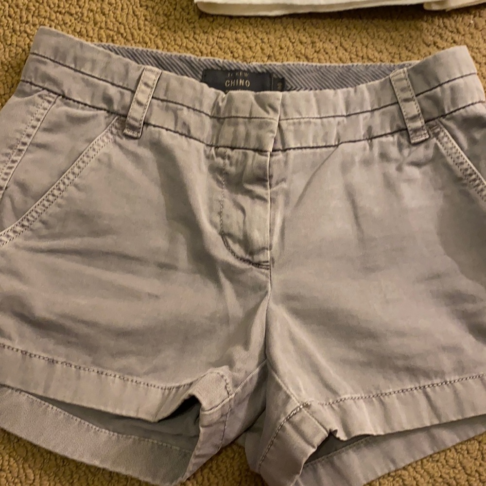 J crew chino shorts. 00